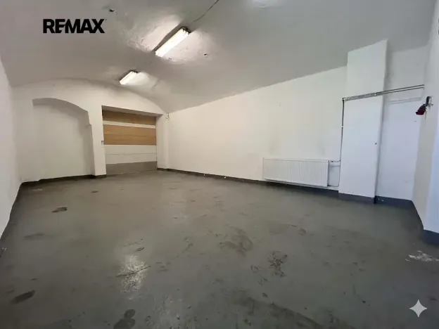 Pronájem skladu, Měřín, 454 m2