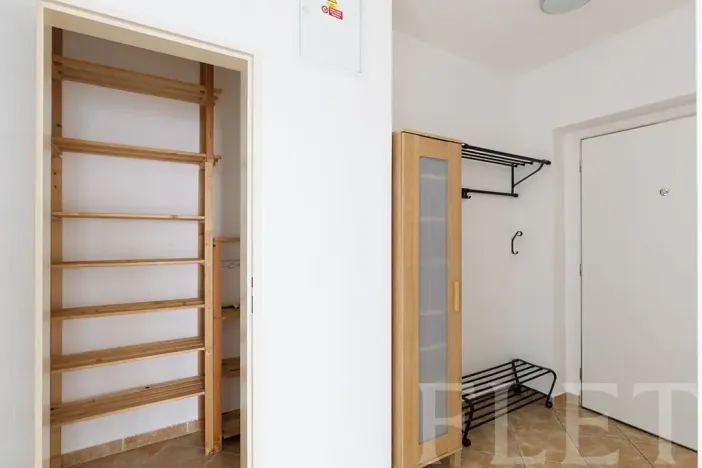Prodej bytu 2+kk, Praha - Letňany, Zlonická, 51 m2