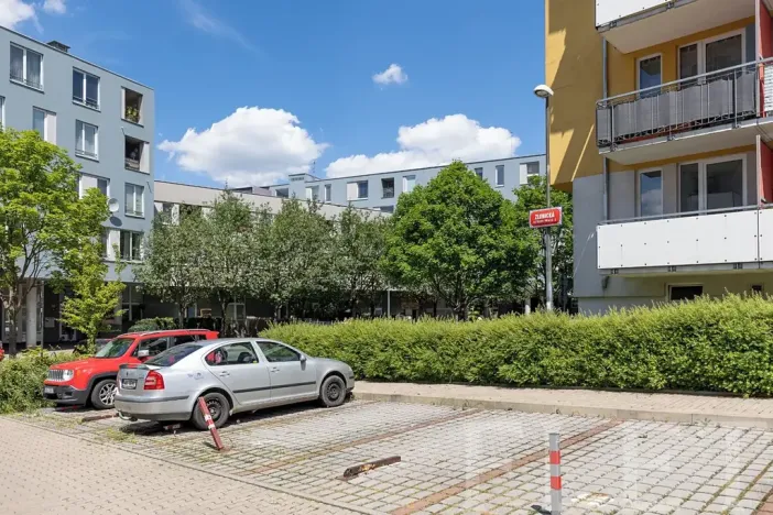 Prodej bytu 2+kk, Praha - Letňany, Zlonická, 51 m2