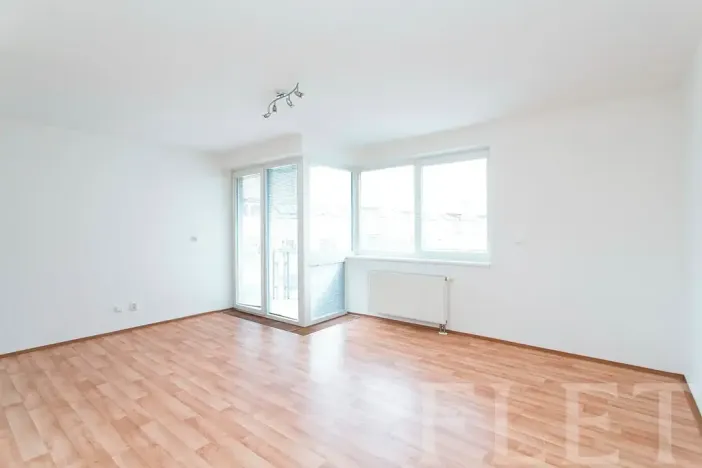 Prodej bytu 2+kk, Praha - Kbely, Pod Nouzovem, 56 m2