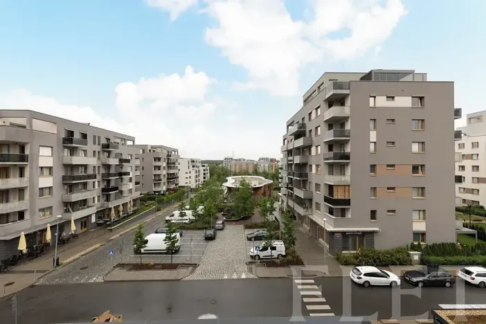 Pronájem bytu 2+kk, Praha - Hloubětín, Waltariho, 52 m2