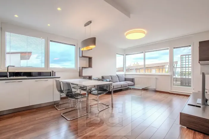 Pronájem bytu 3+kk, Praha - Velká Chuchle, 70 m2