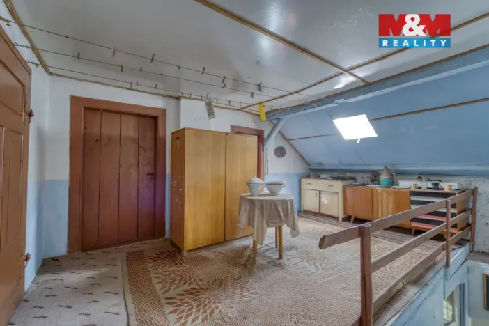 Prodej rodinného domu, Toužim - Prachomety, 215 m2