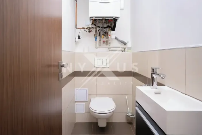 Pronájem rodinného domu, Praha - Dolní Měcholupy, Nad sadem, 204 m2