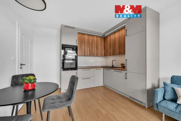 Prodej bytu 2+kk, Pardubice - Cihelna, U Josefa, 41 m2