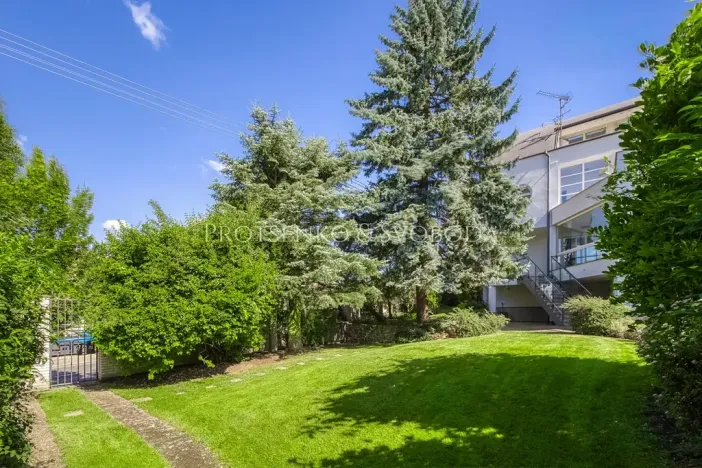 Prodej ubytování, Křižanov, Benešovo náměstí, 530 m2