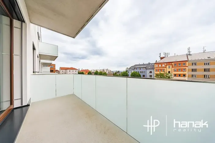 Pronájem bytu 2+kk, Olomouc, Třída Jiřího Pelikána, 46 m2