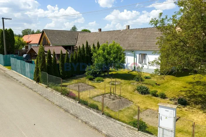 Prodej chalupy, Lužnice, 194 m2
