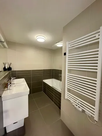Pronájem bytu 3+kk, Praha, Na pomezí, 87 m2