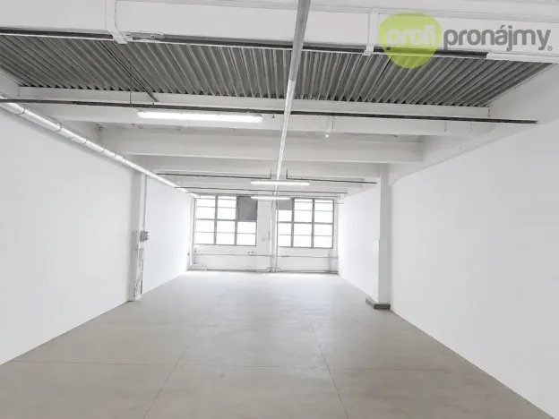 Pronájem obchodního prostoru, Zlín, Šedesátá, 100 m2