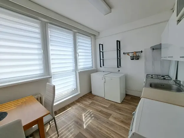 Pronájem bytu 1+1, Zlín, Díly IV, 36 m2
