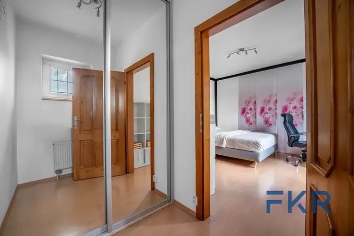 Prodej rodinného domu, Praha - Dolní Počernice, Listopadová, 242 m2