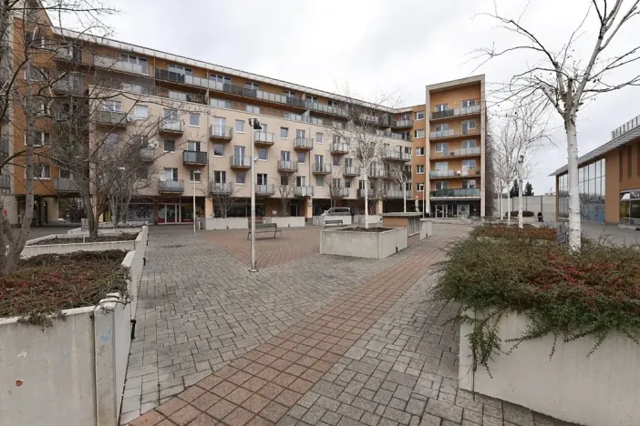 Prodej bytu 3+kk, Praha - Hostivař, náměstí Přátelství, 65 m2