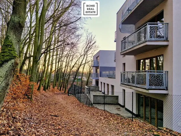 Prodej obchodního prostoru, Karlovy Vary, Šumavská, 150 m2