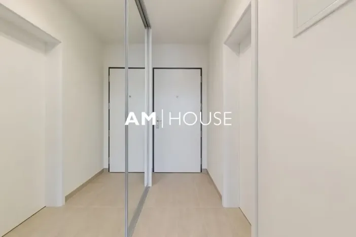 Pronájem bytu 1+kk, Praha - Vysočany, Strnadových, 34 m2