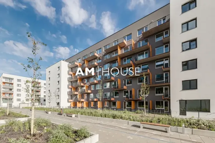 Pronájem bytu 1+kk, Praha - Vysočany, Strnadových, 34 m2