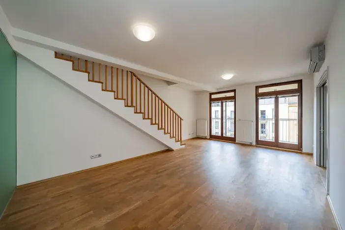 Pronájem bytu 5+1, Praha - Smíchov, Štefánikova, 168 m2