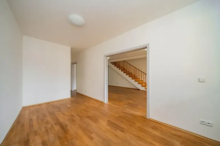 Pronájem bytu 5+1, Praha - Smíchov, Štefánikova, 168 m2