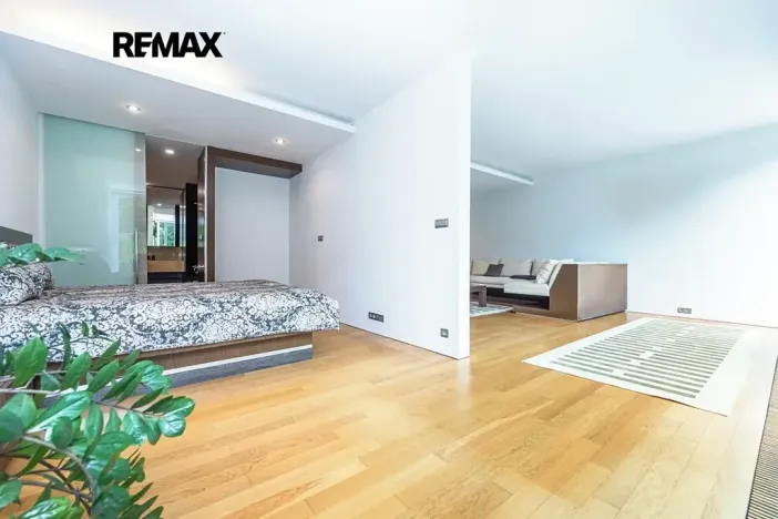 Pronájem bytu 2+kk, Praha - Smíchov, Na Hřebenkách, 106 m2