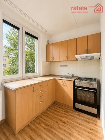 Pronájem bytu 2+1, Klášterec nad Ohří, Jana Ámose Komenského, 51 m2
