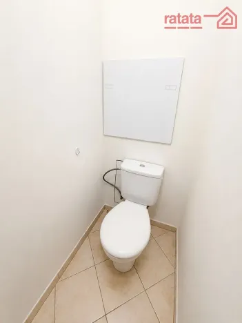 Pronájem bytu 2+1, Klášterec nad Ohří, Jana Ámose Komenského, 51 m2