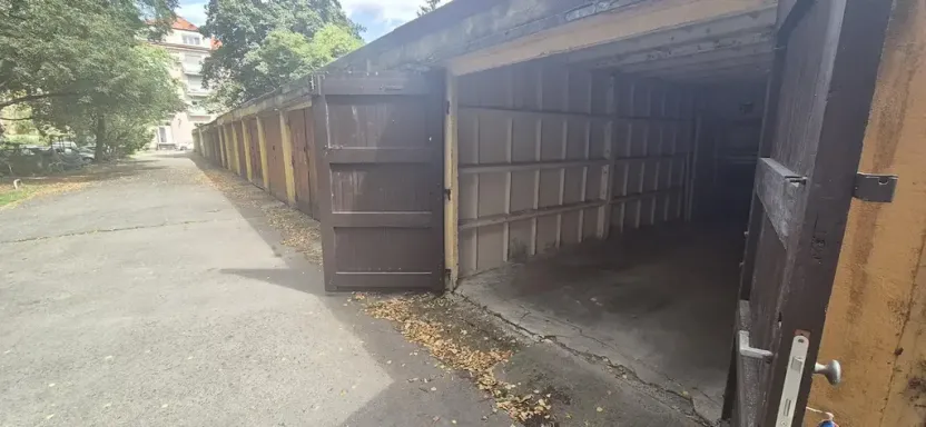 Pronájem garáže, Praha - Braník, Na Mlejnku, 15 m2