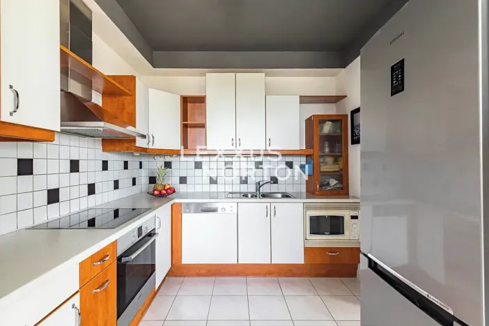 Prodej bytu 4+kk, Praha - Jinonice, U kříže, 104 m2