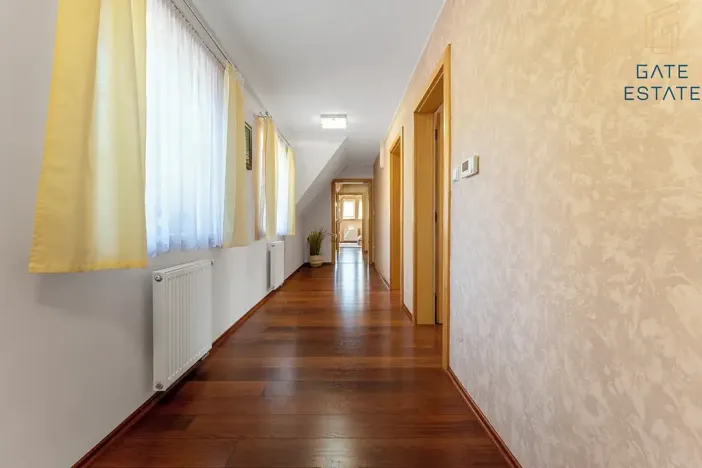 Prodej rodinného domu, Vážany, 367 m2