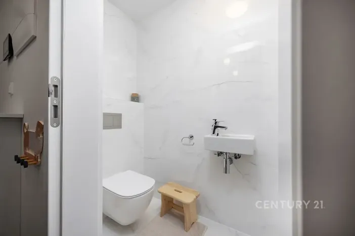 Prodej bytu 3+kk, Praha - Hlubočepy, Dostalové, 66 m2