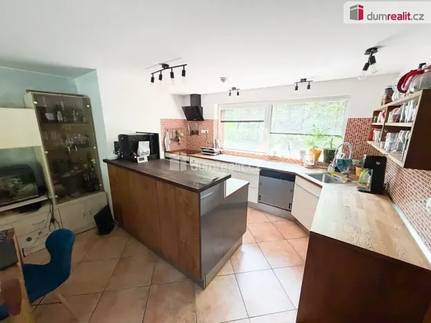 Prodej rodinného domu, Říčany, Strmá, 160 m2