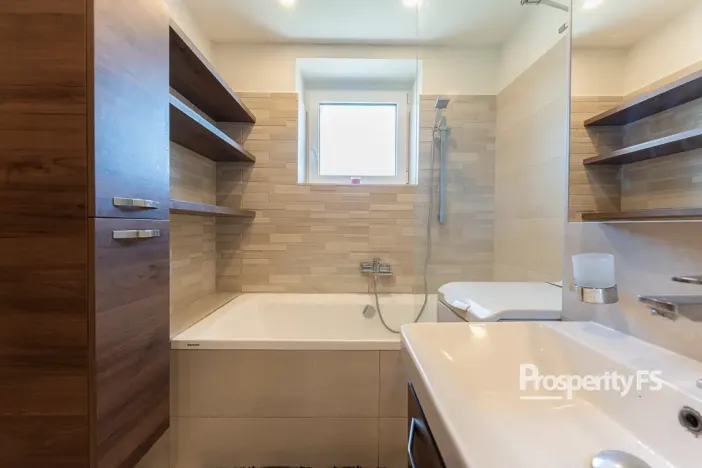 Prodej bytu 2+1, Chropyně, Tyršova, 54 m2