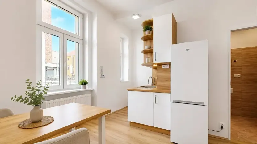Pronájem bytu 2+kk, Praha - Nusle, Boleslavova, 36 m2