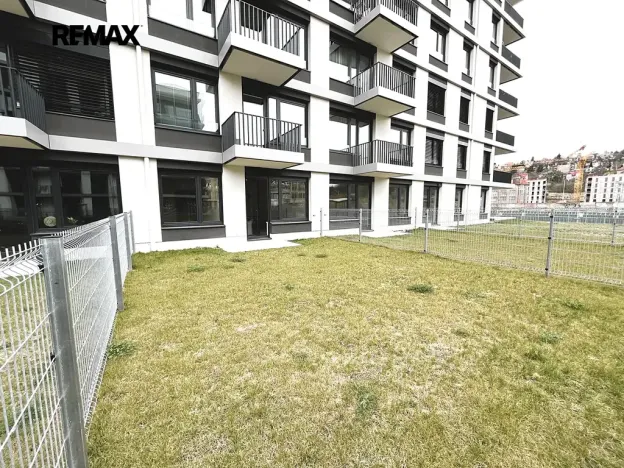Pronájem bytu 2+kk, Praha - Vysočany, Kolbenova, 56 m2