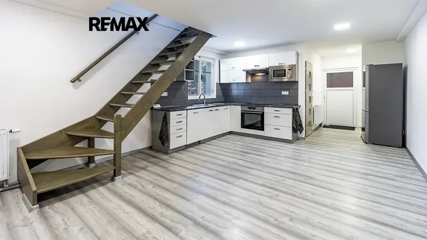 Prodej rodinného domu, Nový Bor, Lázeňská, 298 m2