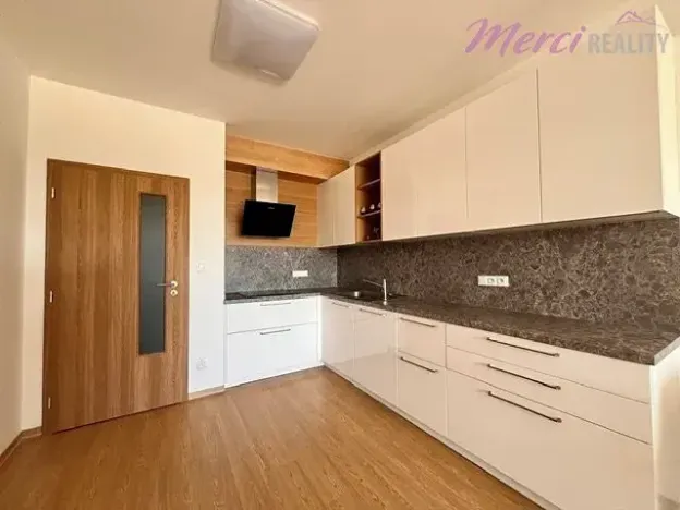 Prodej bytu 2+kk, Otrokovice, Příčná, 56 m2