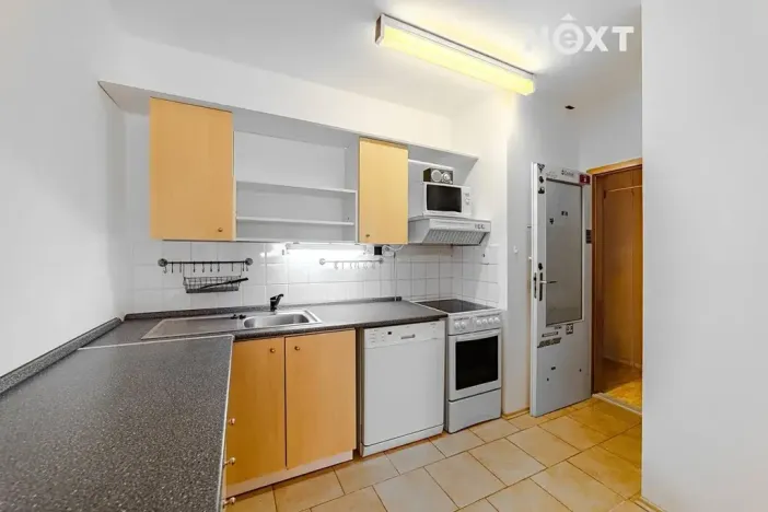 Pronájem bytu 3+1, Praha - Troja, Lublinská, 67 m2