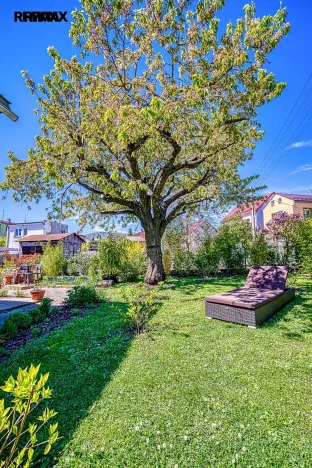 Prodej rodinného domu, Hrob, 258 m2