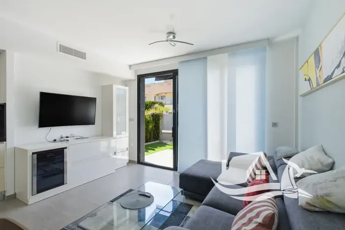 Prodej rodinného domu, Orihuela, Španělsko, Paseo Marítimo de Punta Prima, 84 m2