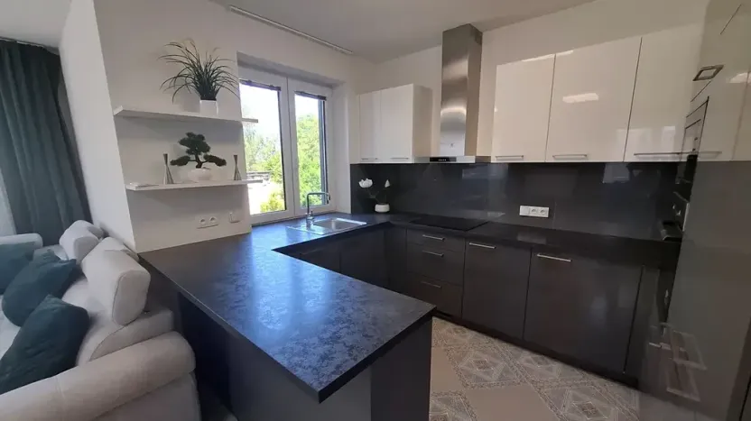 Prodej rodinného domu, Břežany II, 160 m2