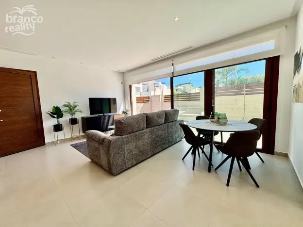 Prodej rodinného domu, Benijofar, Alicante, Španělsko, 131 m2