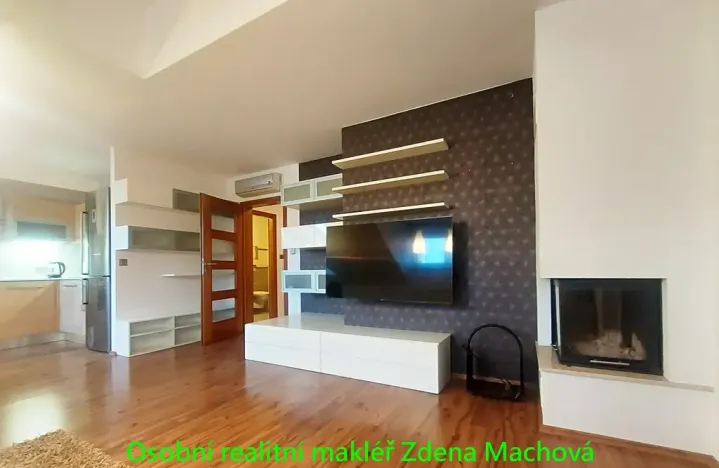 Pronájem bytu 3+kk, Praha - Strašnice, Gutova, 92 m2