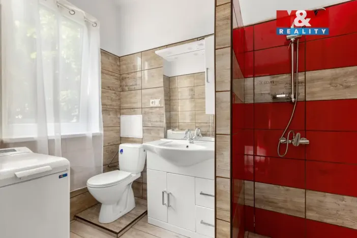 Prodej rodinného domu, Pardubice - Mnětice, Černoborská, 110 m2