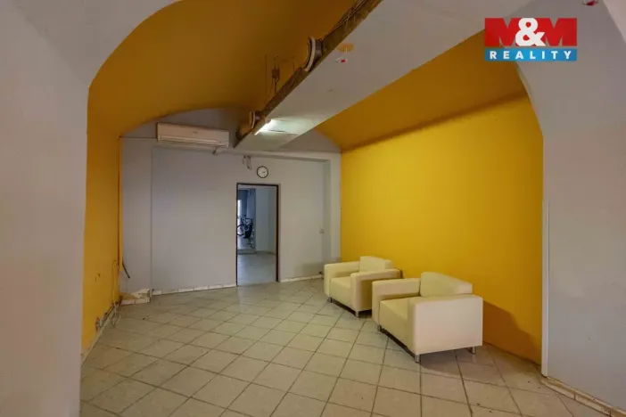 Pronájem obchodního prostoru, Čáslav - Čáslav-Staré Město, Klimenta Čermáka, 55 m2