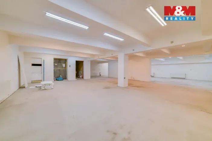 Pronájem obchodního prostoru, Cheb, Svobody, 260 m2