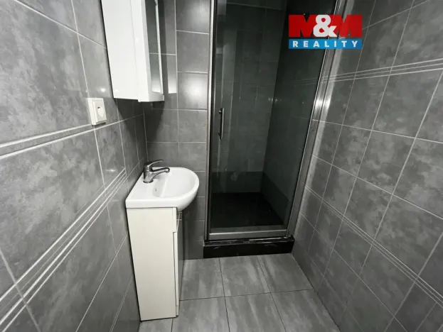 Prodej bytu 1+kk, Karviná - Hranice, Čsl. armády, 32 m2