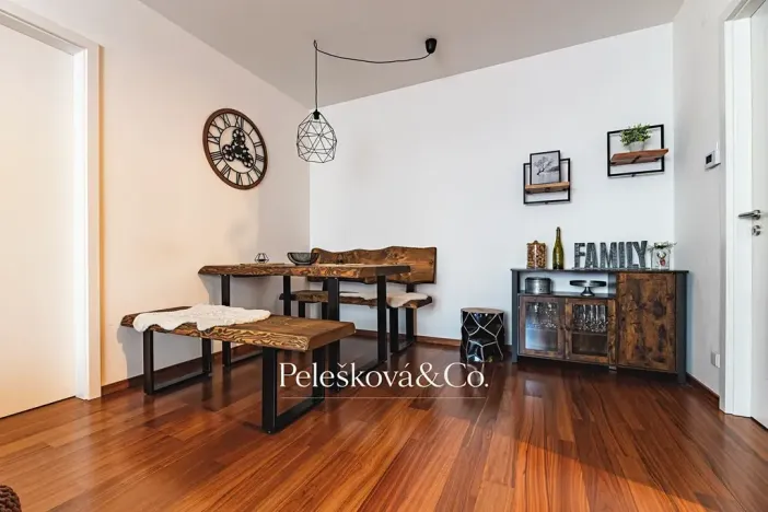 Prodej bytu 2+kk, Špindlerův Mlýn, 65 m2
