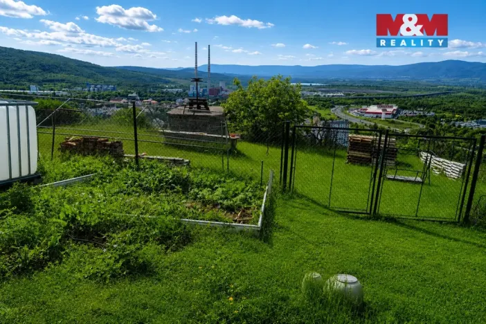 Prodej pozemku pro bydlení, Ústí nad Labem - Hostovice, 5240 m2