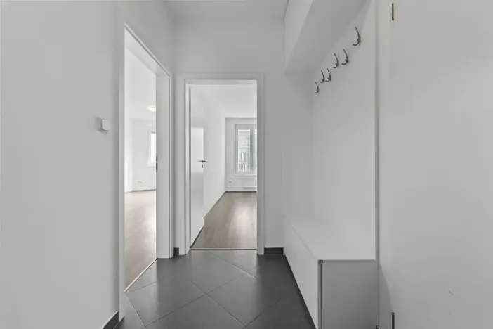 Pronájem bytu 2+kk, Praha - Hlubočepy, Ondrákové, 49 m2