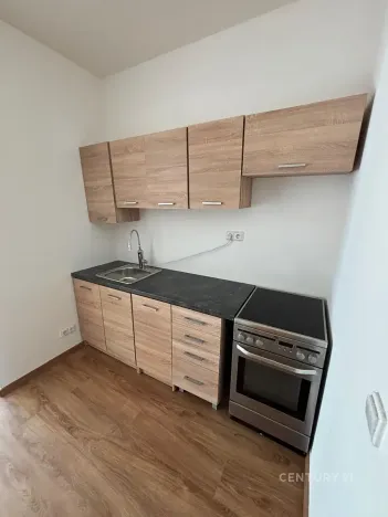 Pronájem kanceláře, Litvínov, náměstí Míru, 81 m2