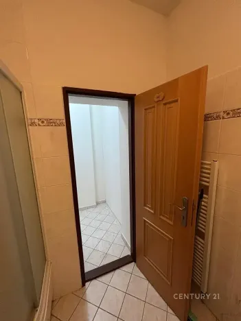 Pronájem kanceláře, Litvínov, náměstí Míru, 81 m2